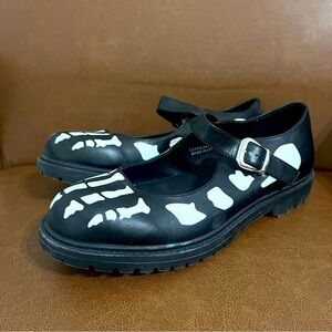 Hot Topic Skeleton Mary Jane